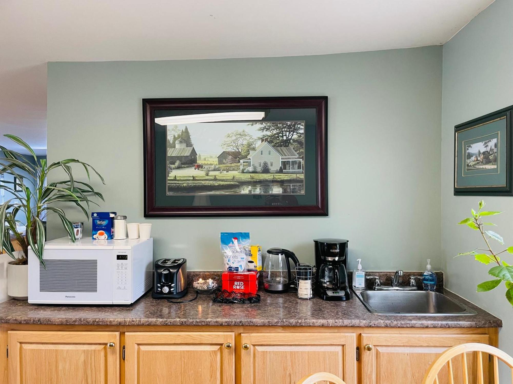 Scenic Motel Moncton Ngoại thất bức ảnh