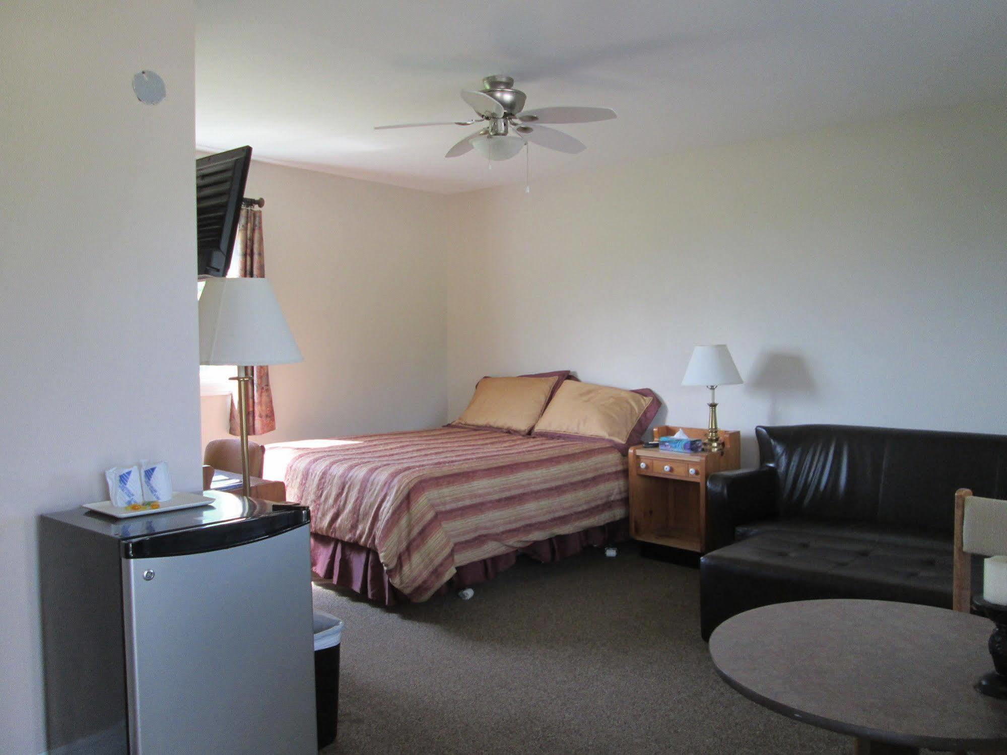 Scenic Motel Moncton Ngoại thất bức ảnh