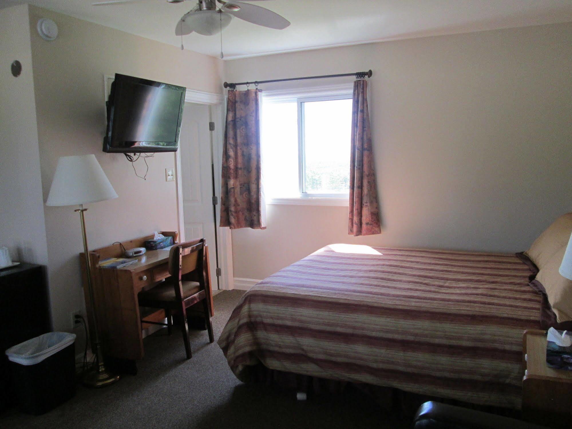 Scenic Motel Moncton Ngoại thất bức ảnh